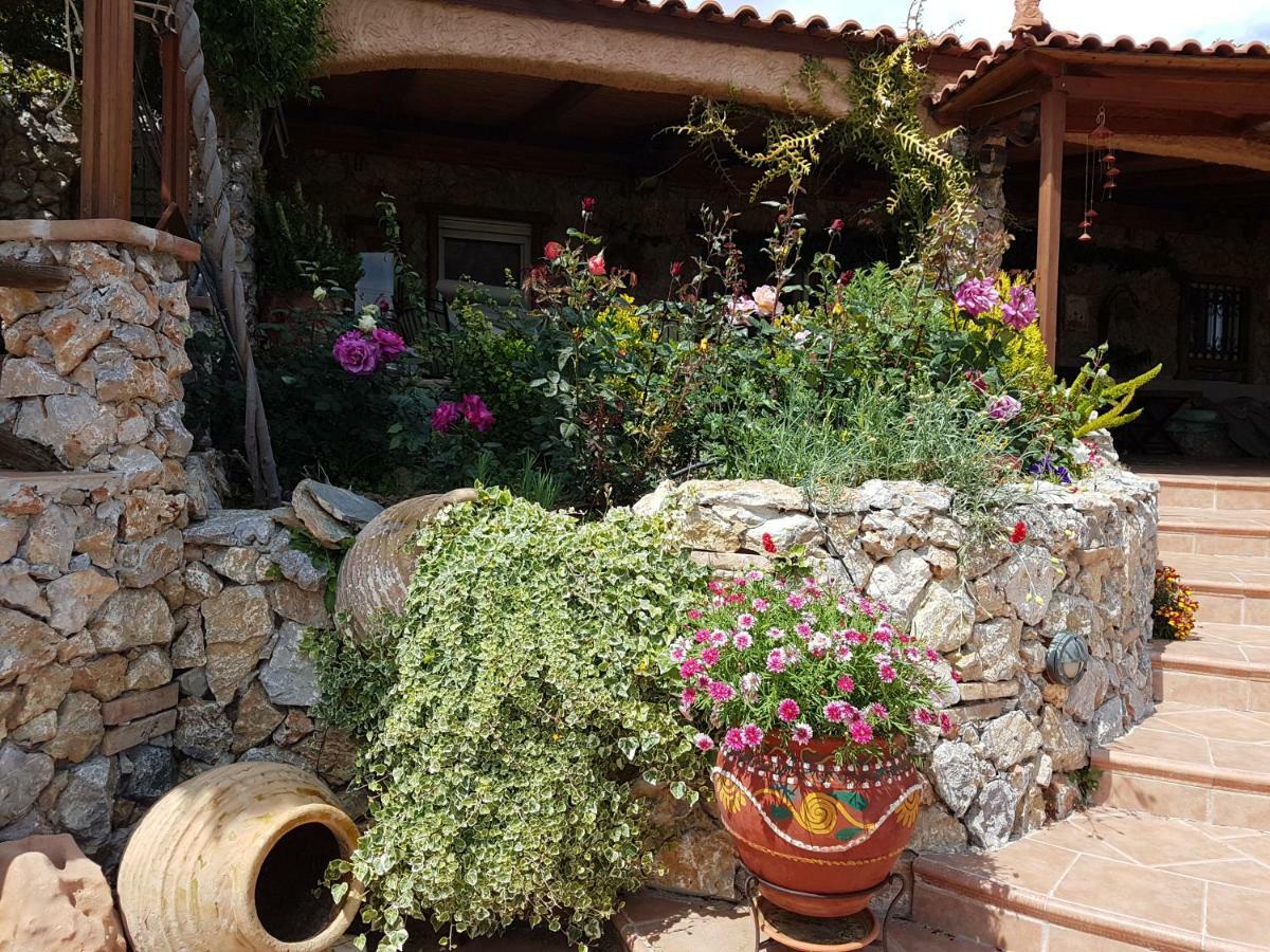 Nadia'S Traditional Greek House Anavyssos Exterior foto